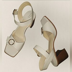 Chic 12 Ivory Leather Gold Buckle Block Heel Square Toe Adjustable Dress Sandals